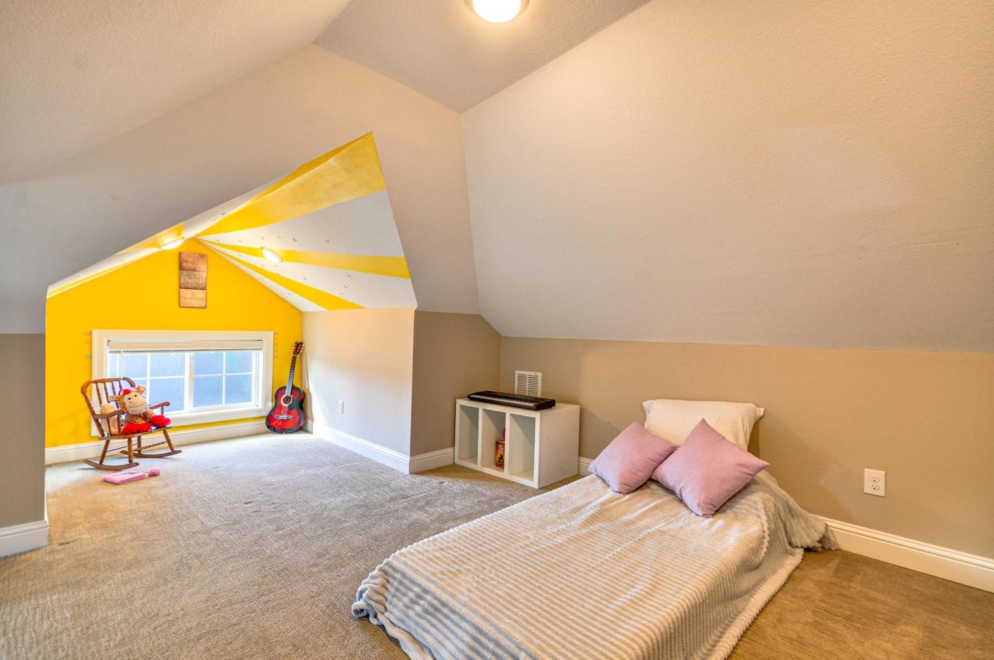 Holiday home Alberta Arts District With Private Hot Tub! *