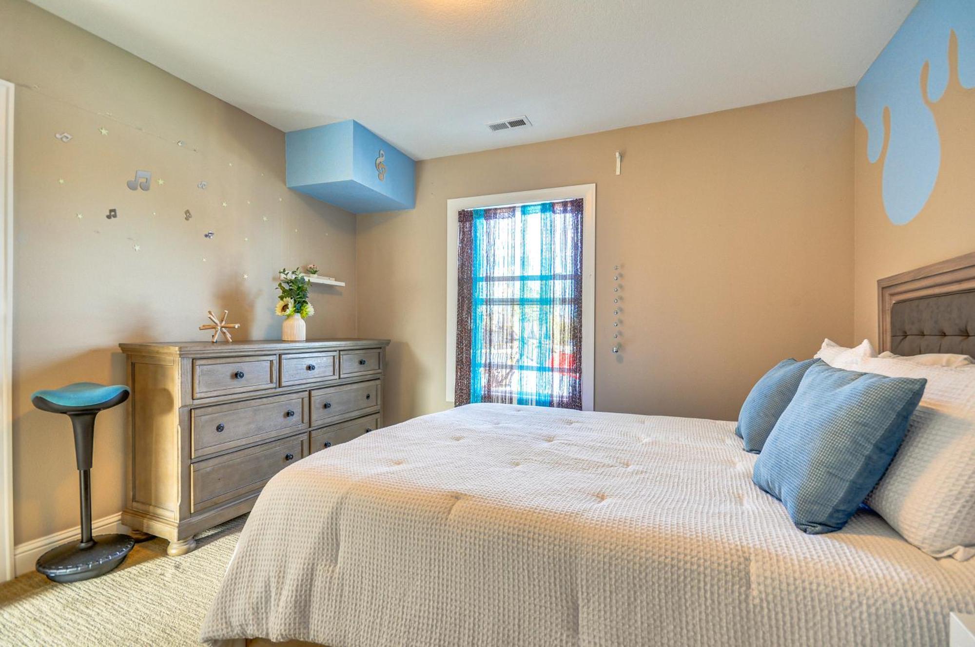Holiday home Alberta Arts District With Private Hot Tub! *